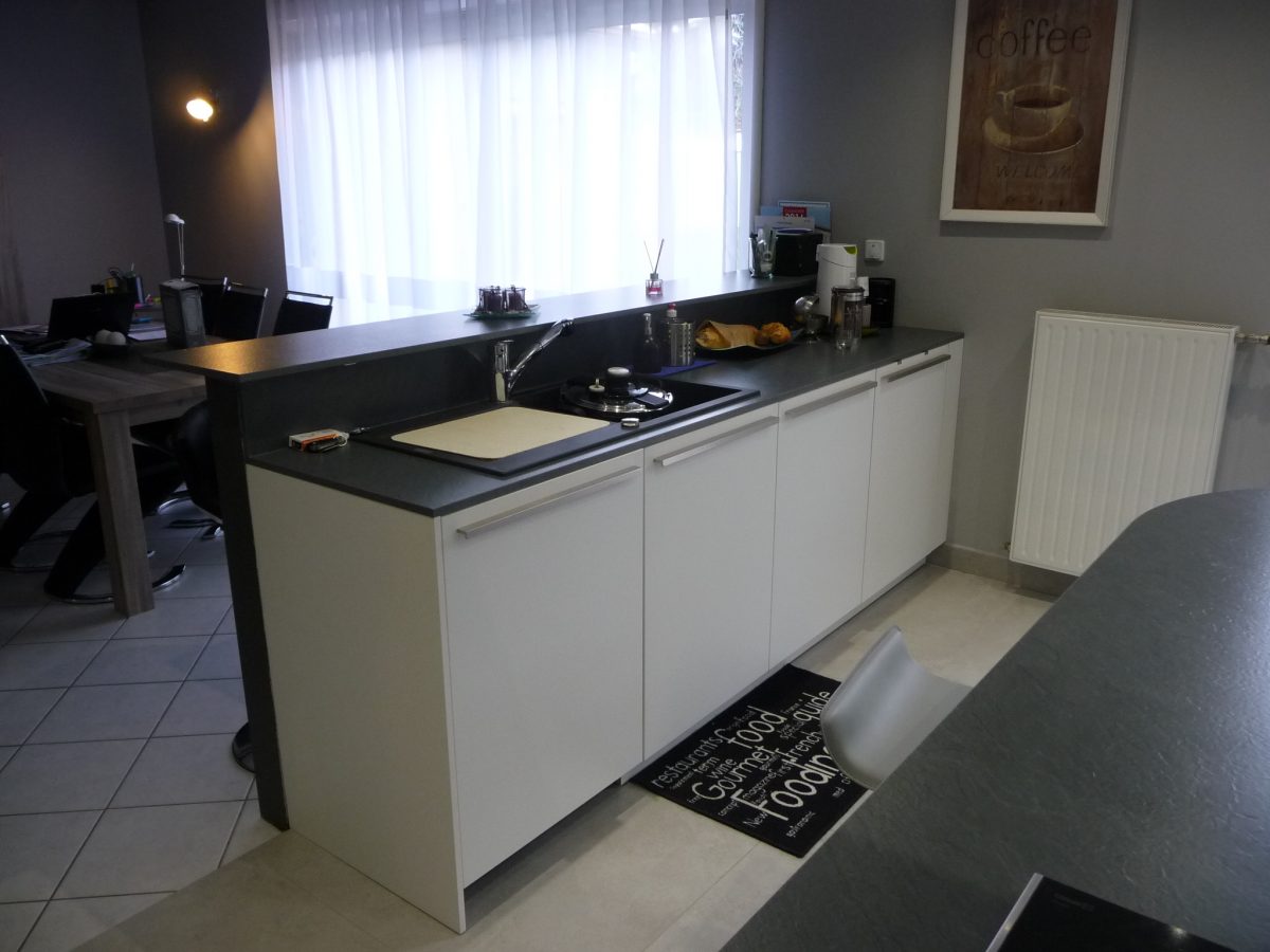 Comment moderniser une cuisine rustique ? - Design & Création